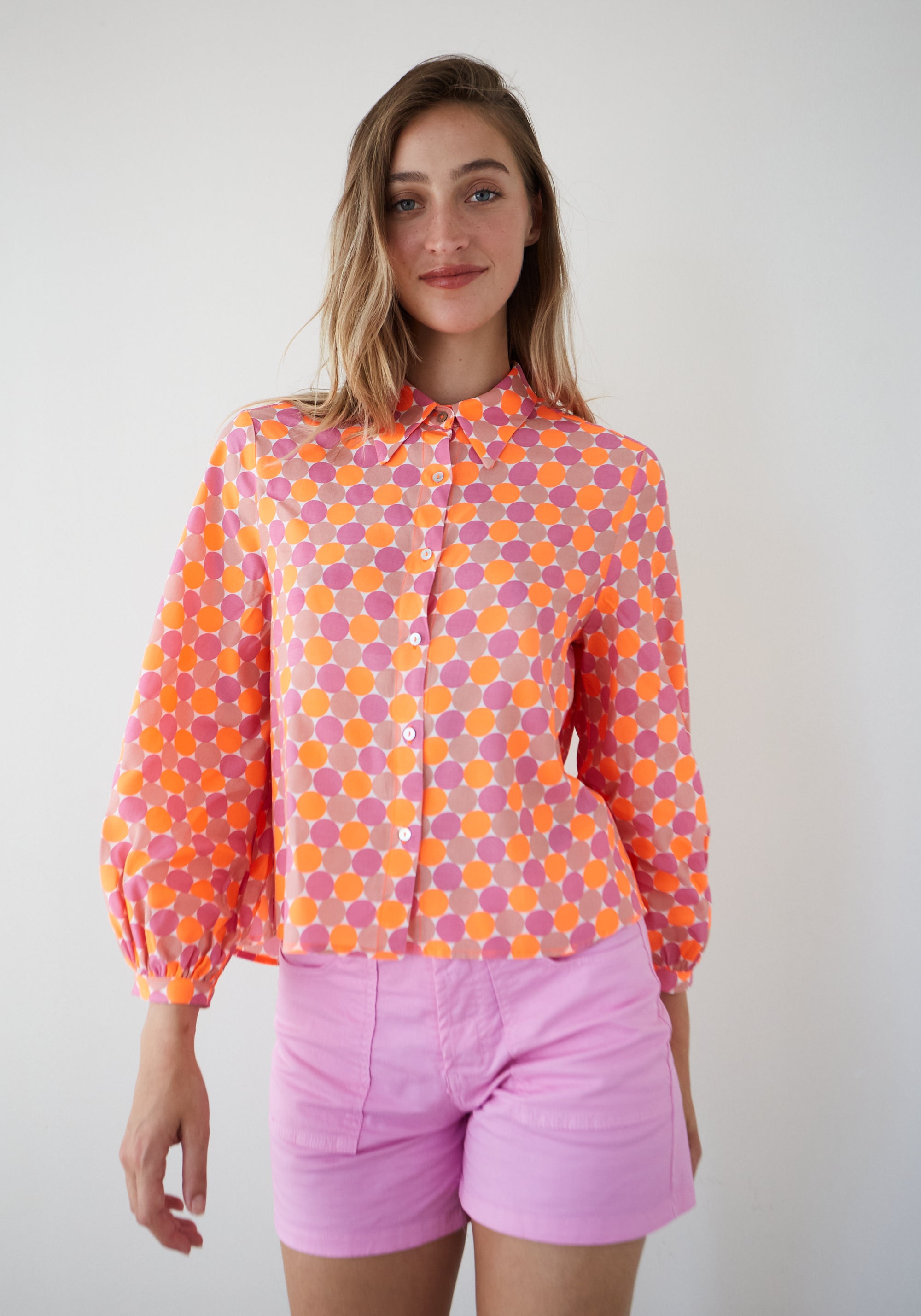 Camisa Magia Topos Coral